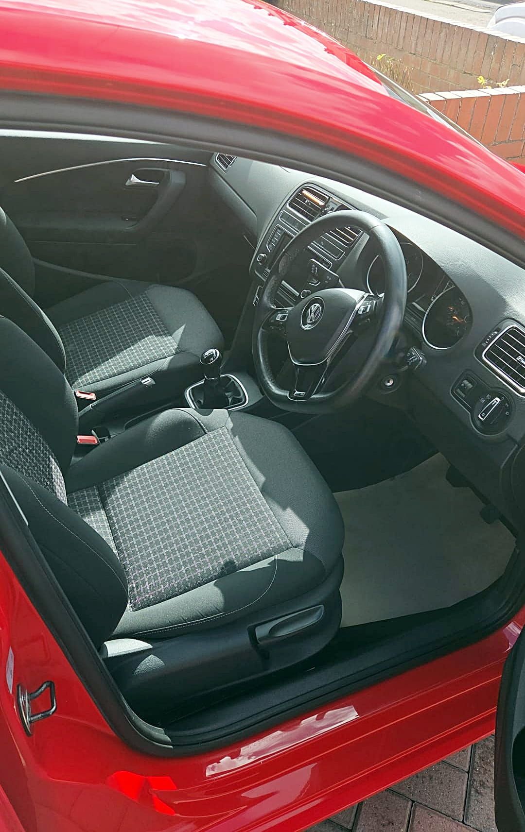 2016 Volkswagen Polo Se (4)