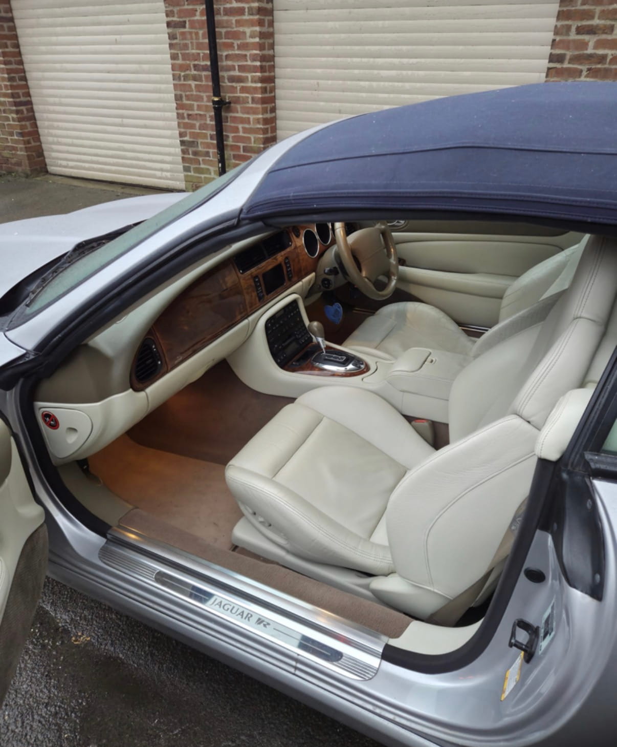 Jaguar valet 4